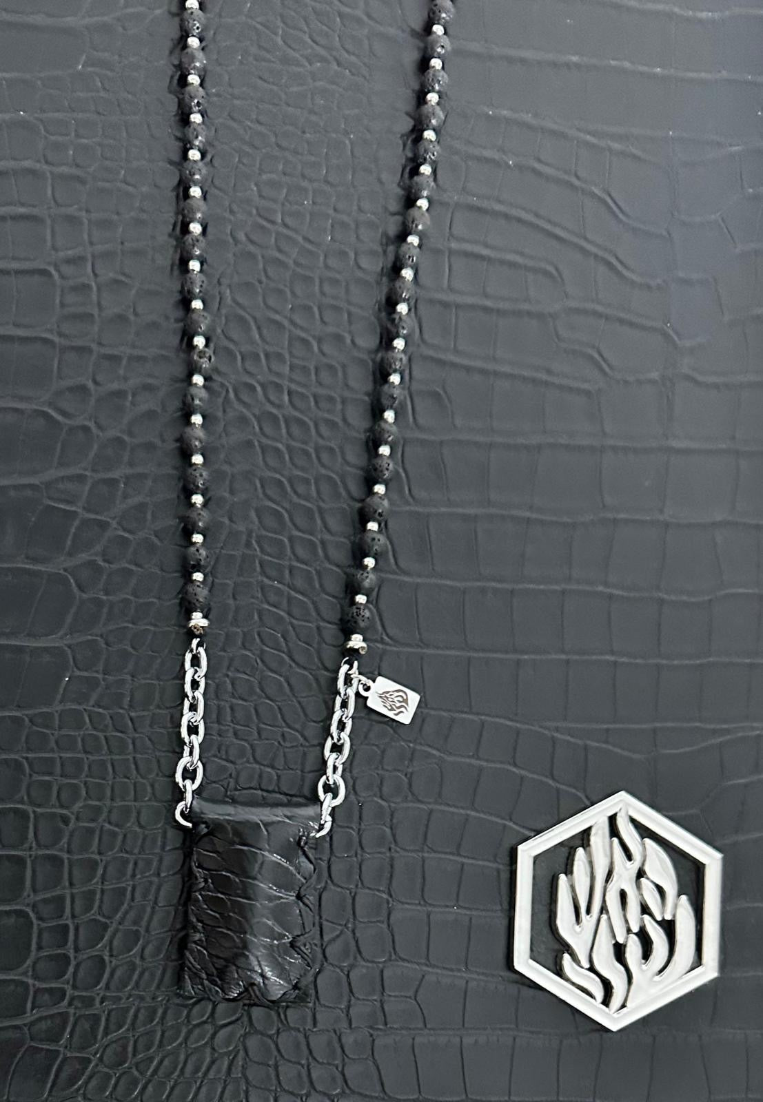 Petek new black 2025