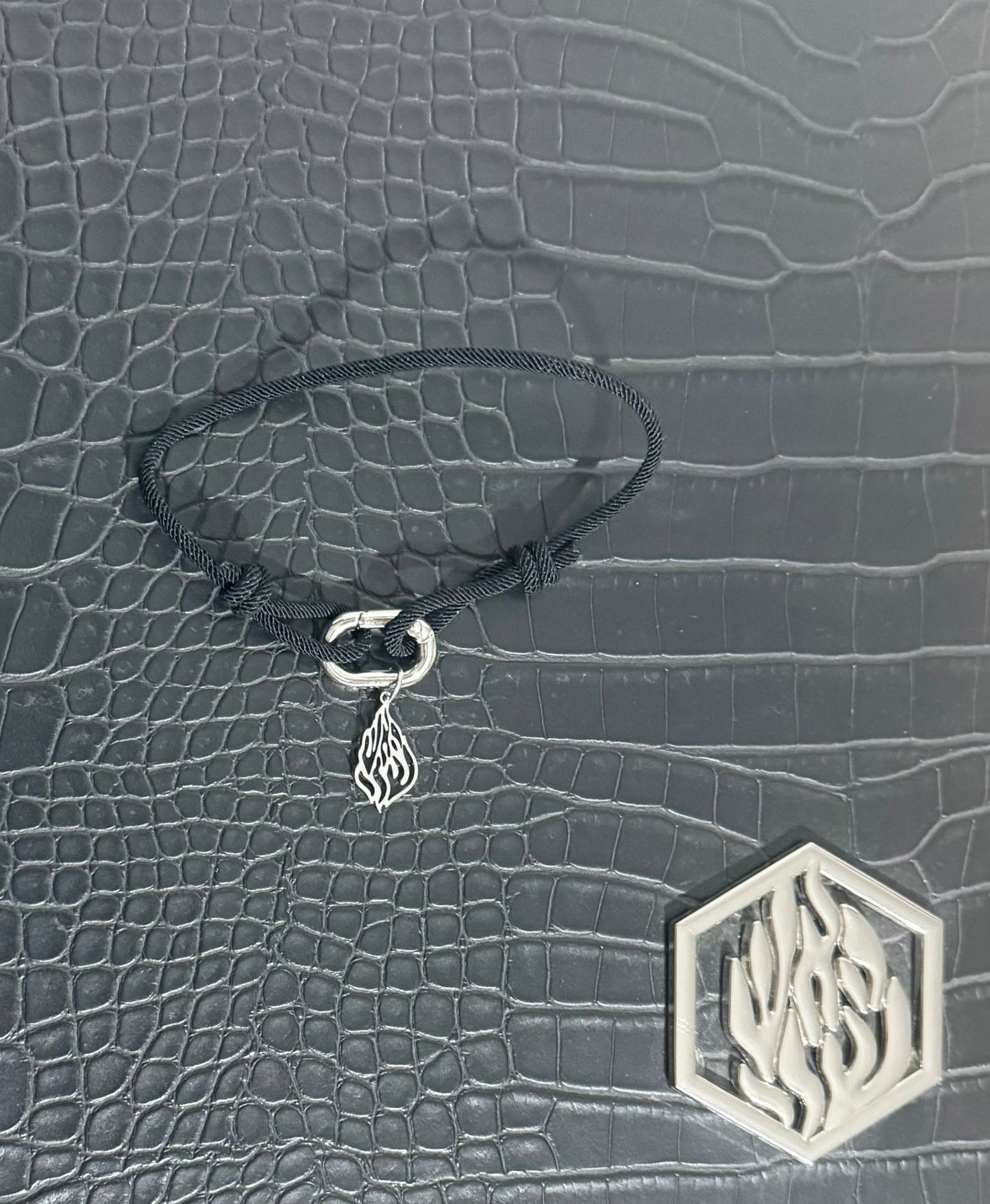 Bracelet Cordon Black Fire