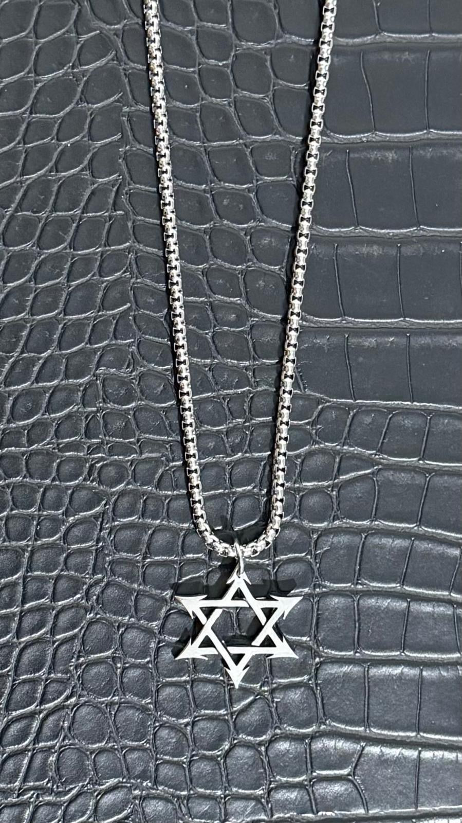 Necklace Maguen Arrow