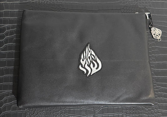 Pochette en cuir noir Breslev Gang
