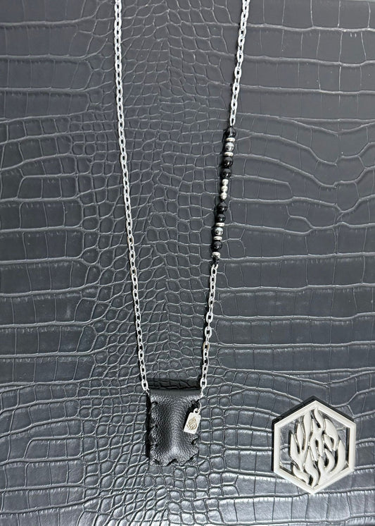 Petek Black Chaîne + Perles 26’