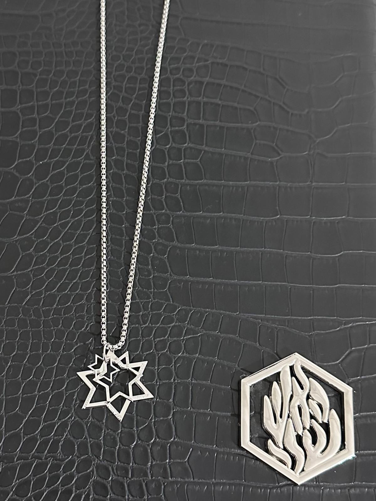 Collier triple maguen