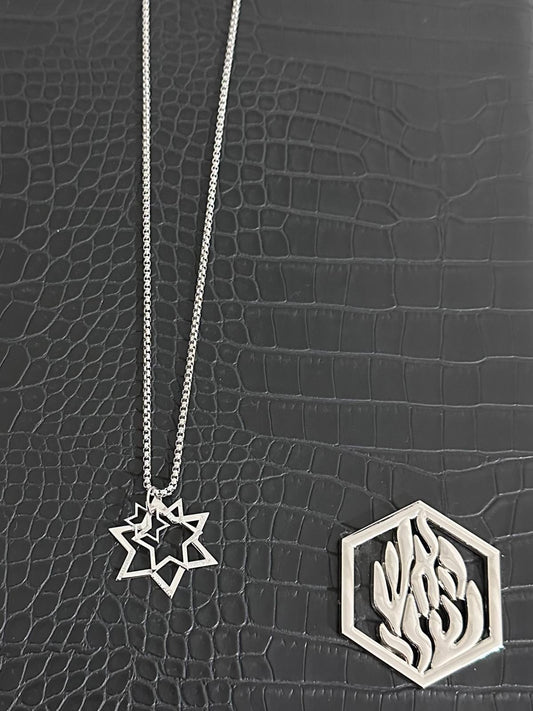 Collier triple maguen